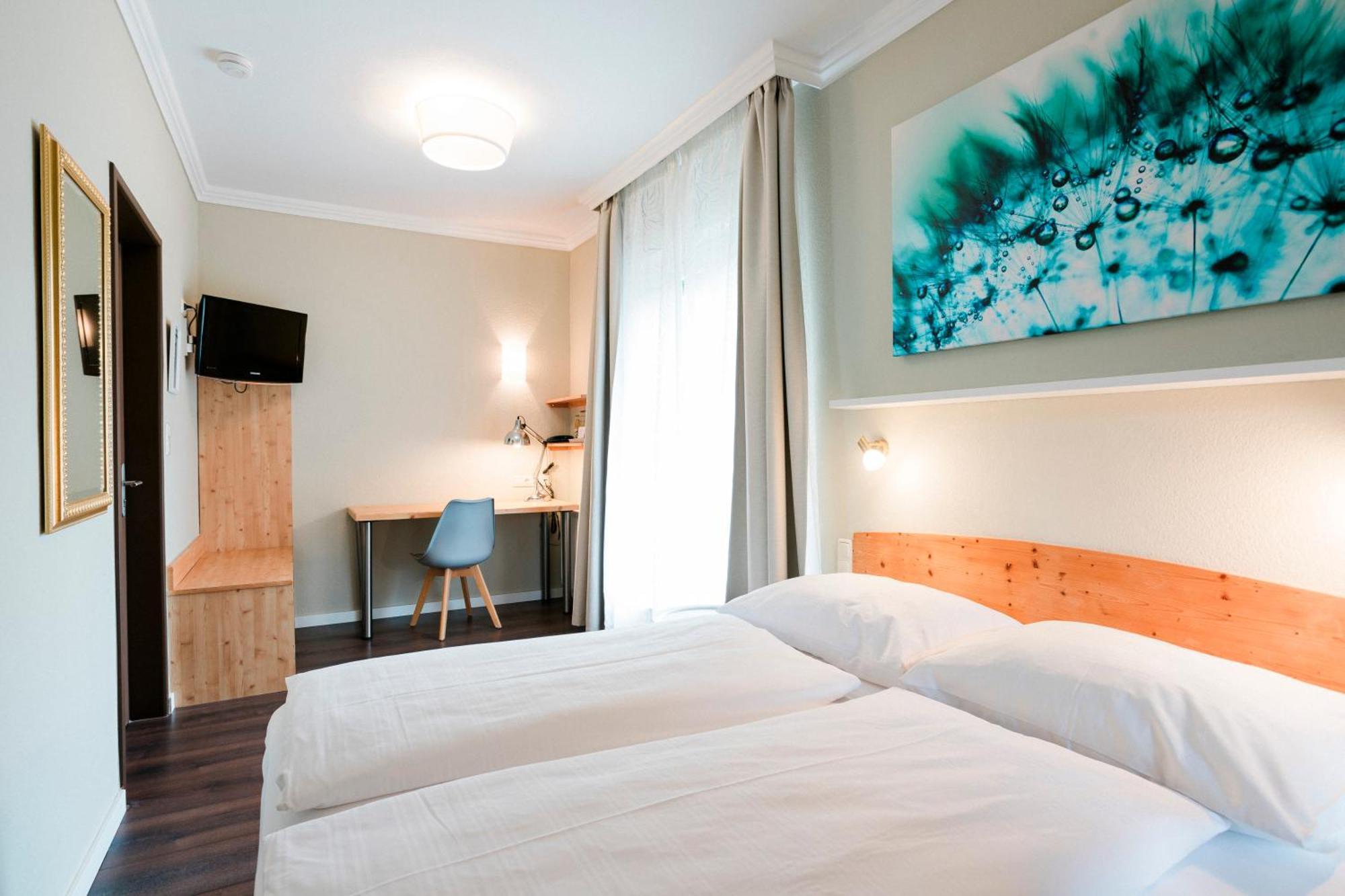 Hotel Villa Solln Munchen Bagian luar foto