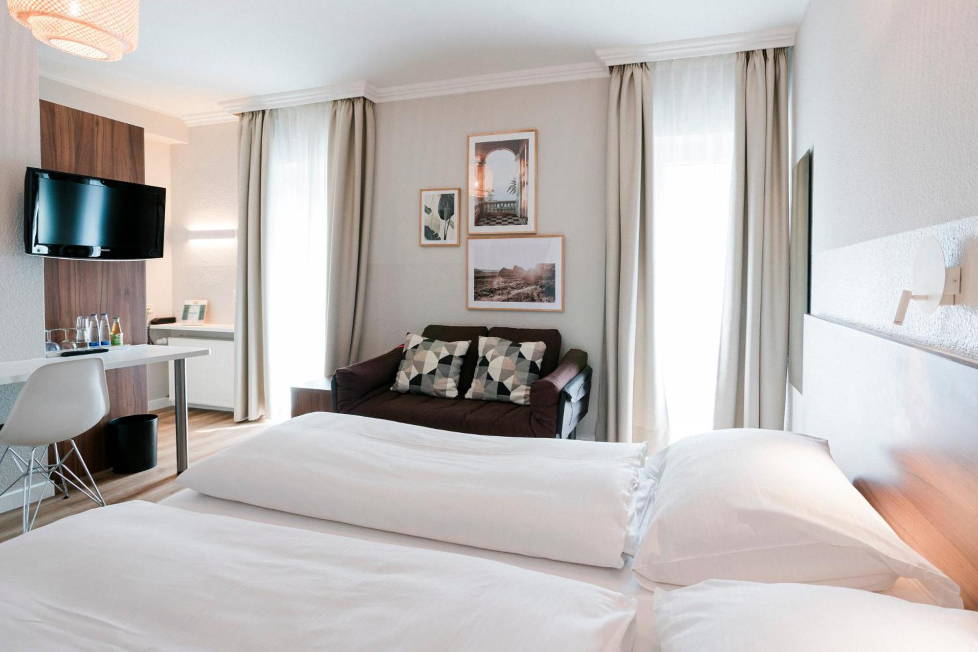 Hotel Villa Solln Munchen Bagian luar foto