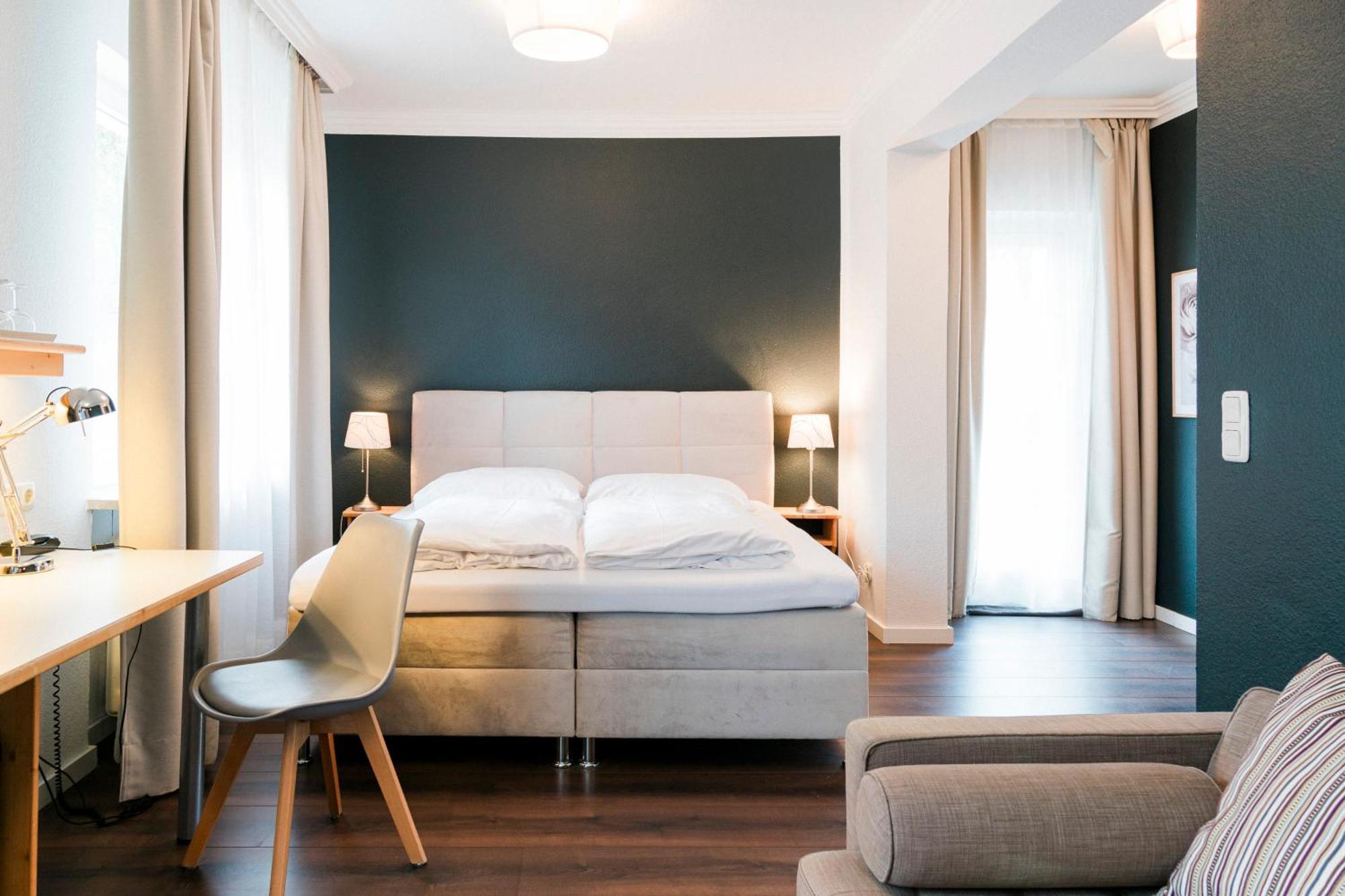 Hotel Villa Solln Munchen Bagian luar foto
